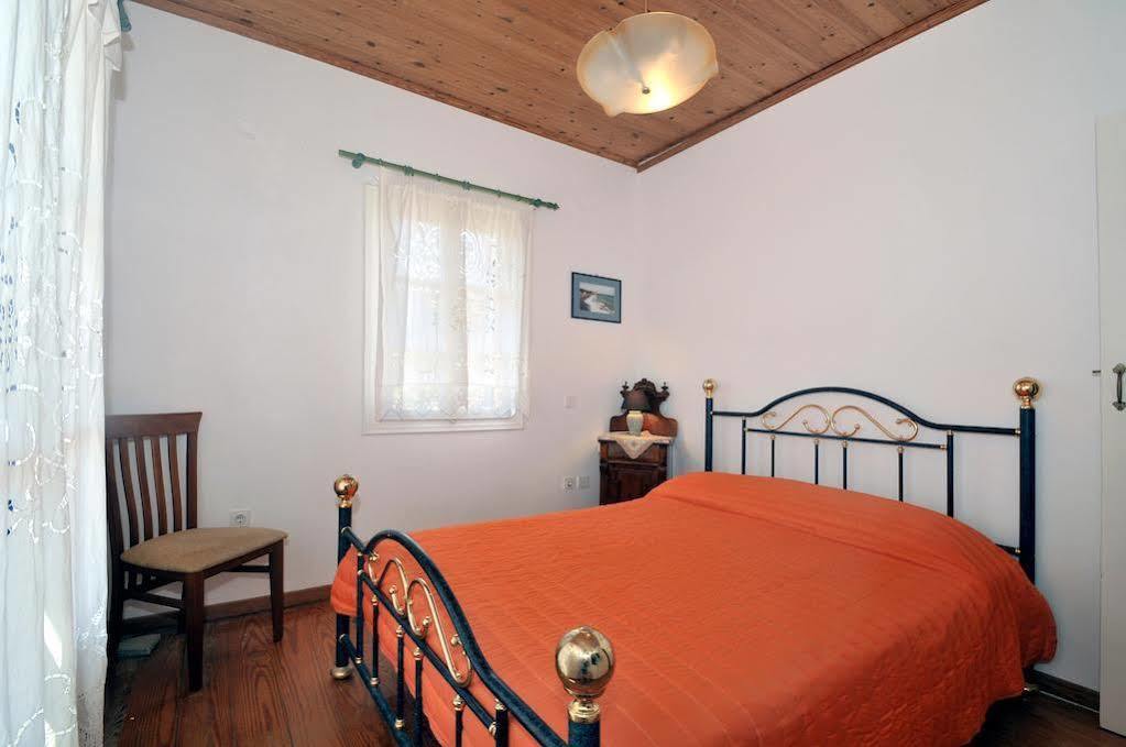 Akrotiri Hotel Platia Ammos Экстерьер фото